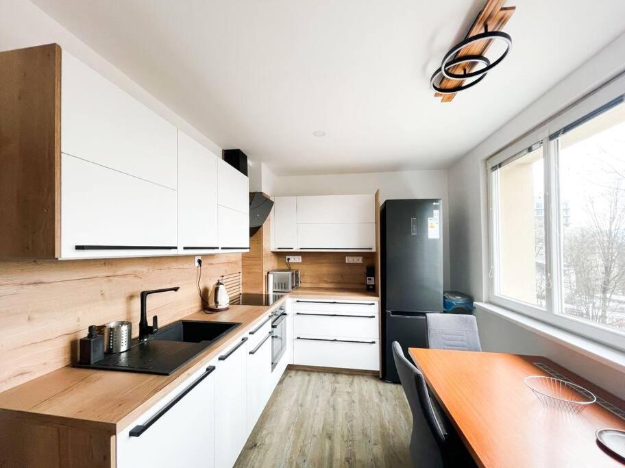 Krasny Zrekonstruovany Byt 3+1 Liberec Ngoại thất bức ảnh