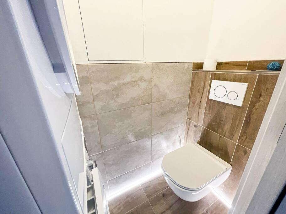 Krasny Zrekonstruovany Byt 3+1 Liberec Ngoại thất bức ảnh